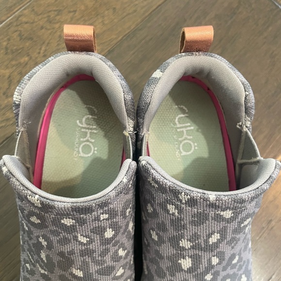 RYKA Platform Sneakers - Women’s 8 - Picture 3 of 4